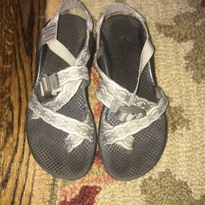 Women’s chacos!